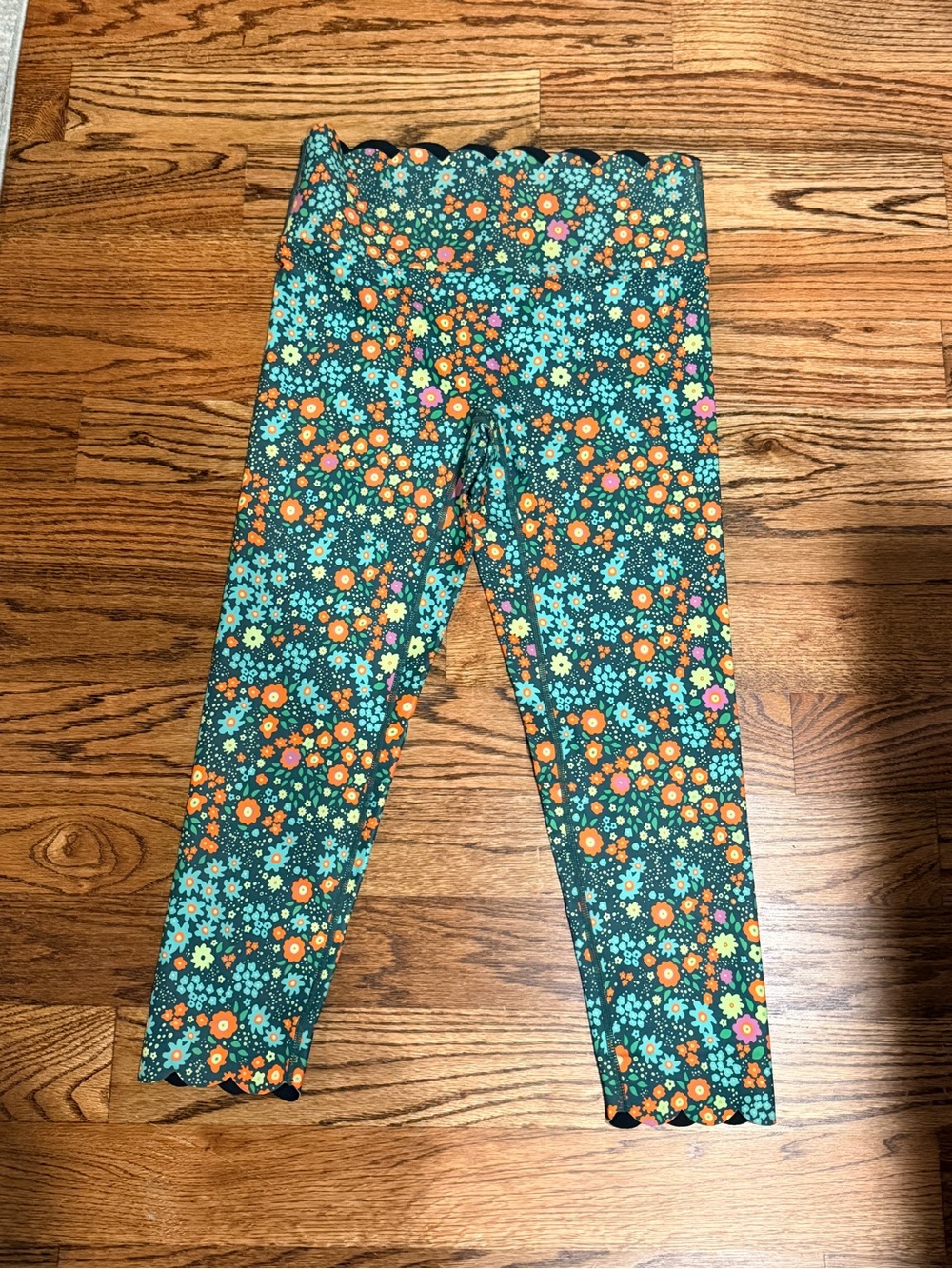 Women’s Floral Teal Scallop-Waist Leggings